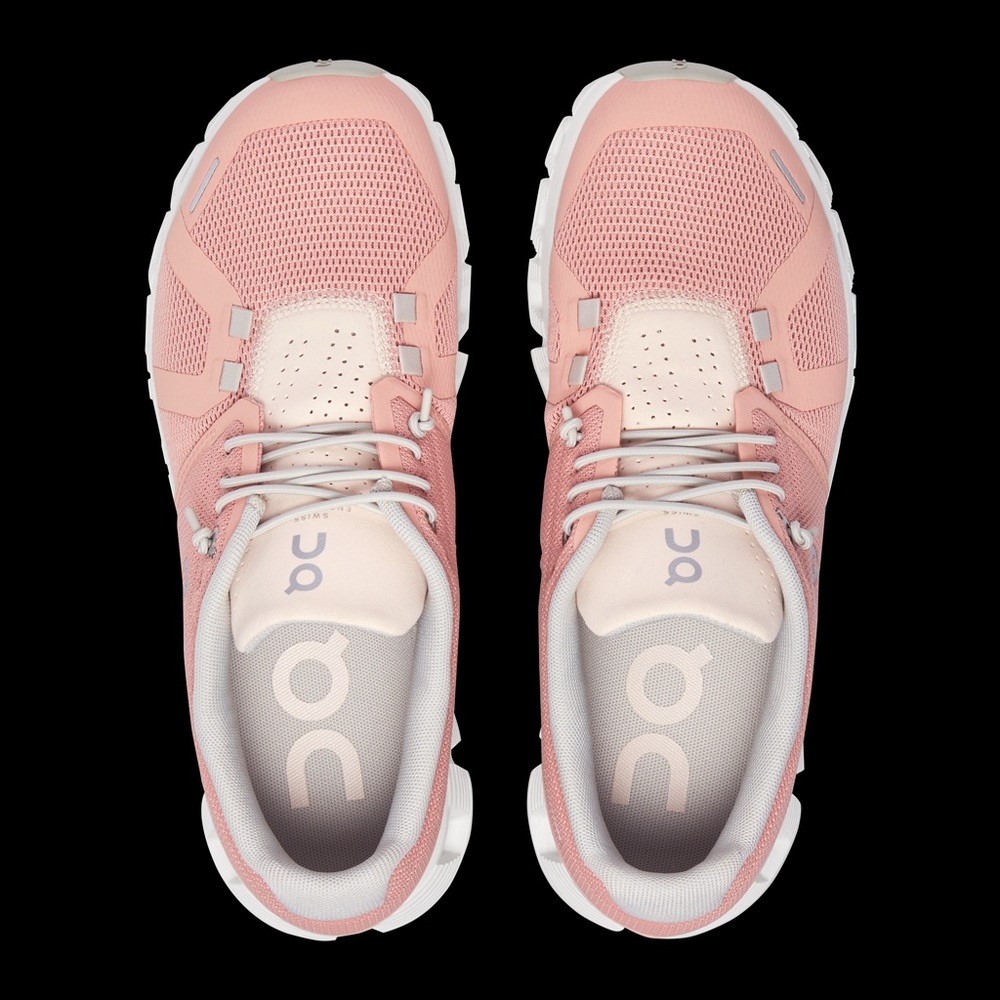 Women’s On Cloud 5 in Rose, size 8